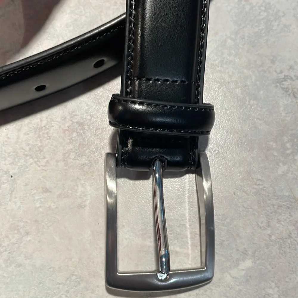 KM Legend black leather belt